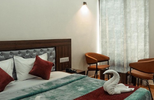Arki Hotel | Hotel Ekaant - Near Badidhar Temple