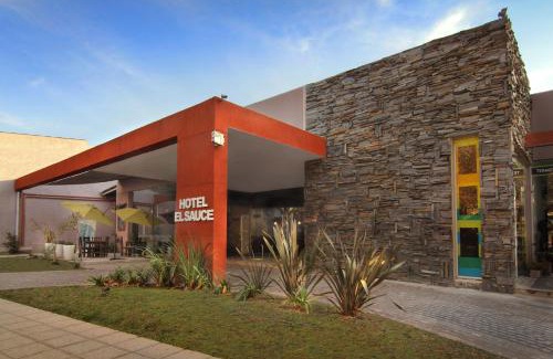 Santa Rosa de Calamuchita Hotel | Hotel El Sauce