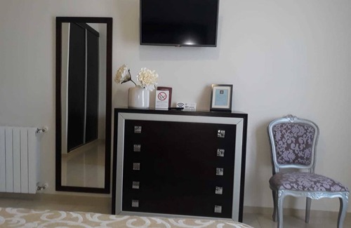 Villanueva del Trabuco Hotel | Hotel El Capricho