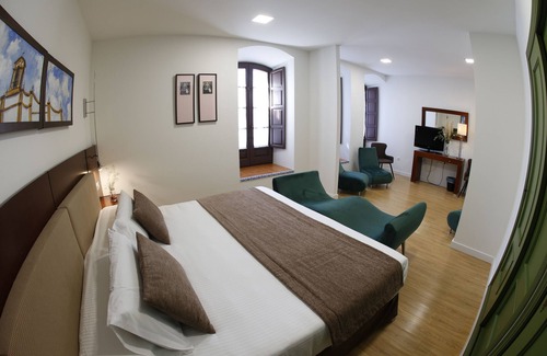 Puente Genil Hotel | Hotel El Carmen
