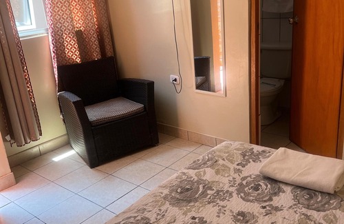 Huacachina Hotel | Hotel El Huacachinero