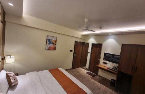 Surat Hotel | Hotel El Magnifico