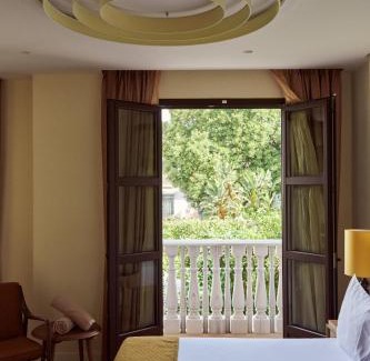 Historic Center of Estepona Hotel | Hotel El Pilar Andalucia