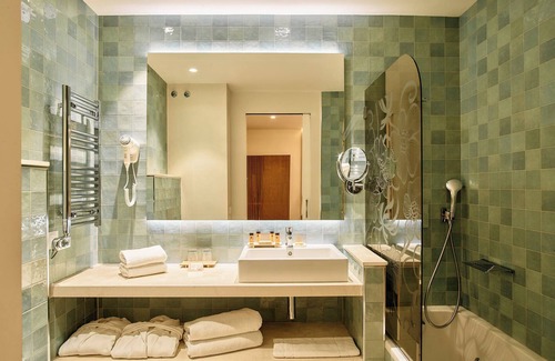 Historic Center of Estepona Hotel | Hotel El Pilar Andalucia