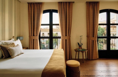 Historic Center of Estepona Hotel | Hotel El Pilar Andalucia