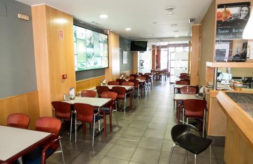 Cervera de Pisuerga Hotel | Hotel El Roble