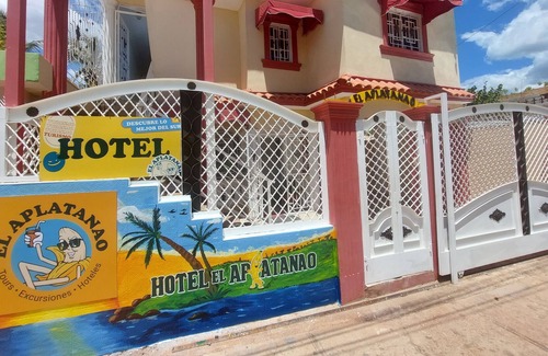 Pedernales Hotel | Hotel Elaplatanao