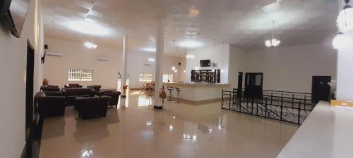 Wele-Nzas Province Hotel | Hotel elik obuc