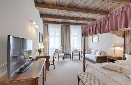 Karlovy Vary Hotel | Hotel Embassy