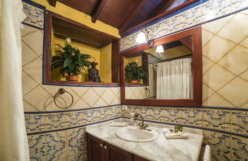 El Guincho Hotel | Hotel Emblematico San Marcos