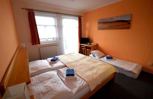 Kliny Hotel | Hotel Emeran