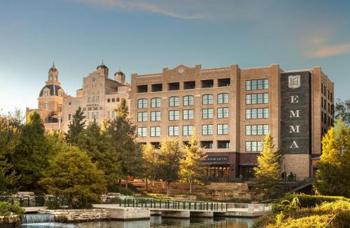 Tobin Hill Hotel | Hotel Emma at Pearl on the Riverwalk