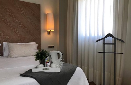 Guijuelo Hotel | Hotel Entredos