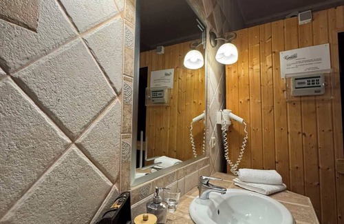 Sintiki Hotel | Hotel Epavlis