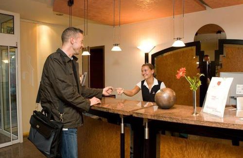 Soemmerda Hotel | Hotel Erfurter Tor
