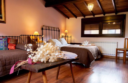 San Esteban de la Sierra Hotel | Hotel Rural LA Musica