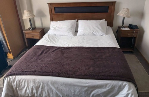 Castro Hotel | Hotel Esmeralda