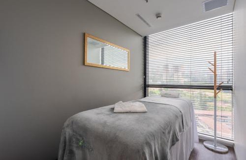 El Castillo Hotel | Hotel Estelar Square