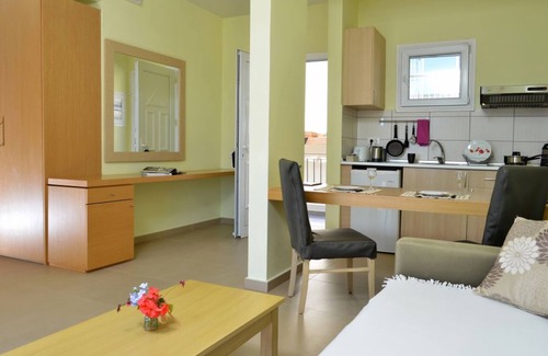 Foinikounta House | Hotel Estia