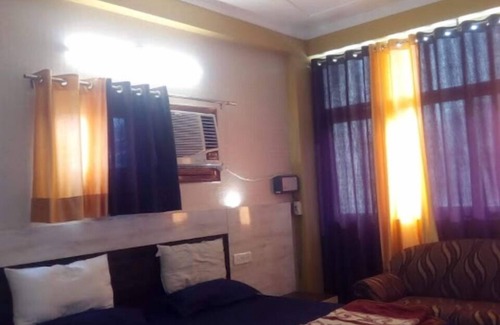 Charbagh Hotel | Hotel Europe Plaza