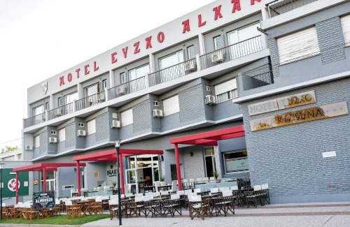 Macachin Hotel | Hotel Euzko Alkartasuna