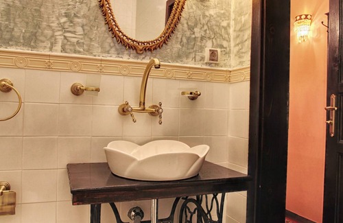 Plovdiv Old Town Hotel | Hotel Evmolpia
