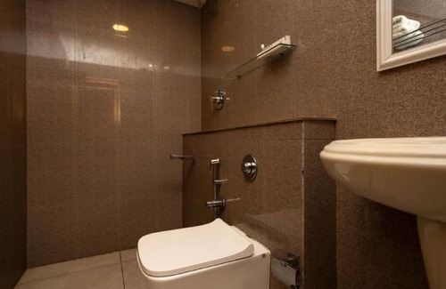 Ernakulam South Hotel | Hotel Excellency