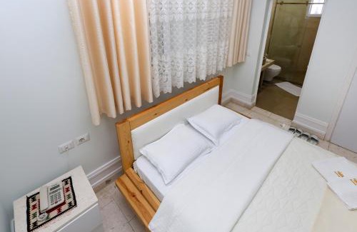 Ardenice Hotel | Hotel Familja