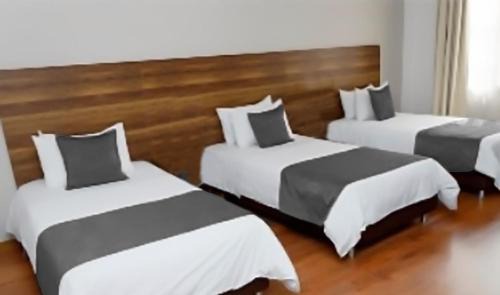 Jose Luis Bustamante y Rivero Hotel | Hotel Florentino