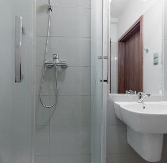 Zgierz Hotel | Hotel Folwark