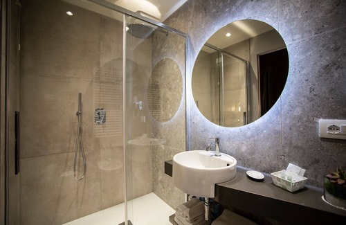 San Dona di Piave Hotel | Hotel Forte Del 48