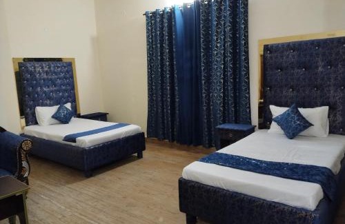 Johar Town Hotel | Hotel Four Season