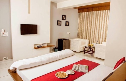 Navsari Hotel | Hotel Fun City