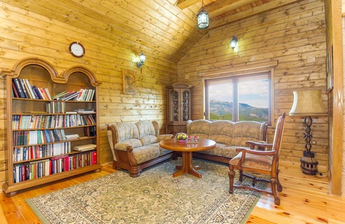 Mojkovac Hotel | Hotel Gacka - Luxury two bedroom cottage with balcony