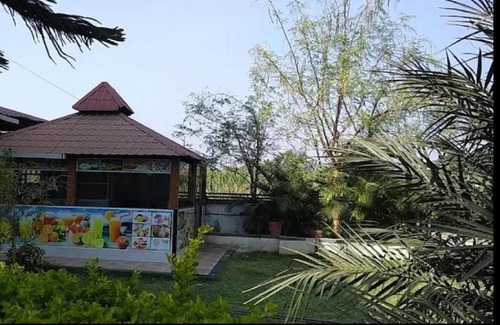 Koregaon Hotel | Hotel Gandharv Garden Shirur