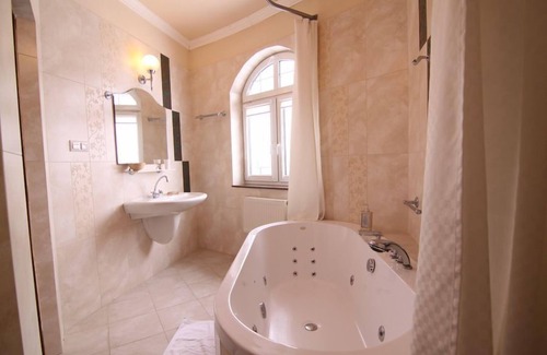 Boleslawiec Hotel | Hotel Garden
