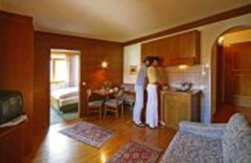 Monguelfo Hotel | Hotel Garní Sunnleit´n