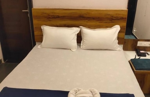 Latur Hotel | Hotel Garuda Executive