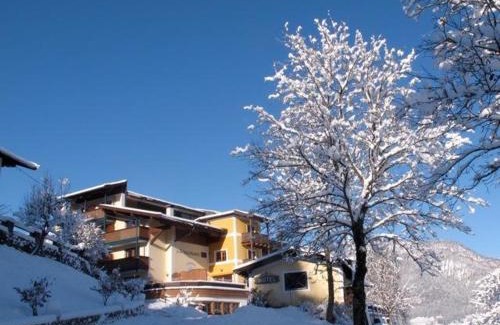 Sankt Johann in Tirol Hotel | Hotel-Gasthof zur Schönen Aussicht