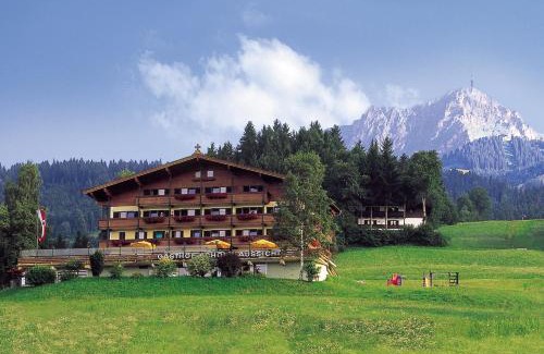 Sankt Johann in Tirol Hotel | Hotel-Gasthof zur Schönen Aussicht