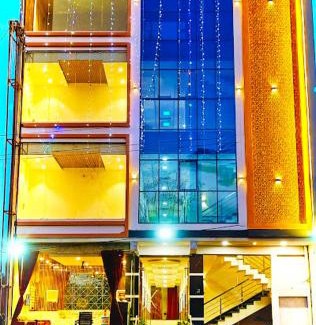 Omkareshwar Hotel | Hotel Gayatri Palace