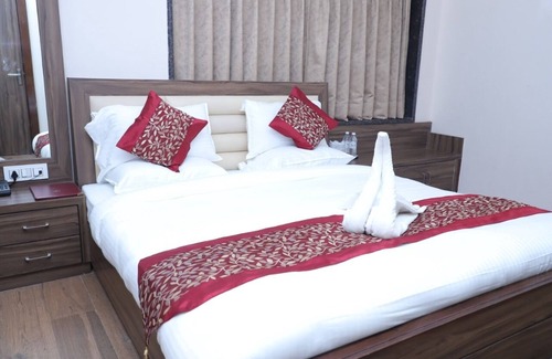 Gwalior Hotel | Hotel Golden Palace