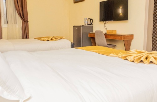 Conakry Bed & Breakfast | HOTEL GOLDEN PLAZZA CONAKRY