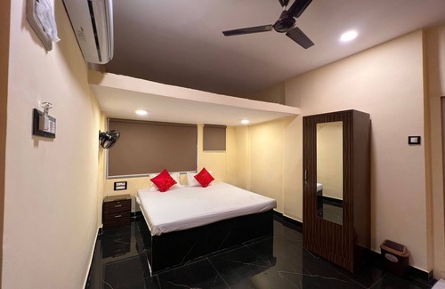 Vashi Hotel | Hotel Golden suites Vashi Navi mumbai
