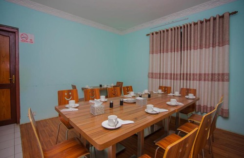 Lalitpur Hotel | Hotel Golden Three