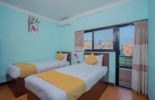 Lalitpur Hotel | Hotel Golden Three