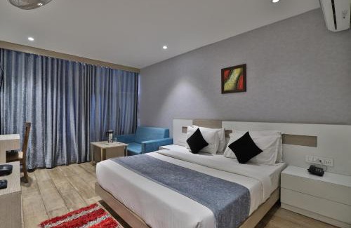 Khattalwada House | Hotel Golden Tower At Delhi Airport