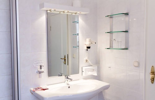 Koenigsberg in Bayern Hotel | Hotel Goldner Stern