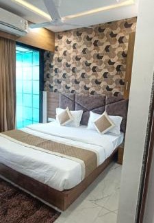 Ahmedabad Bed & Breakfast | Hotel Good Luck