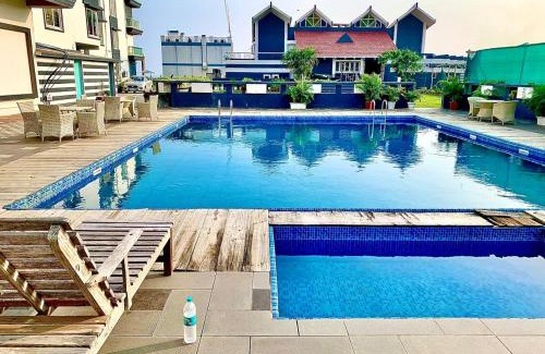 Puri Hotel | Hotel GPR Puri ! near Temples and All main attractions! Well-air-conditioned-hotel with-lift-and-parking-facility ! ମନ୍ଦିର ଏବଂ ସମସ୍ତ ମୁଖ୍ୟ ଆକର୍ଷଣ ନିକଟରେ ! Multi cuisine breakfast optionally provided